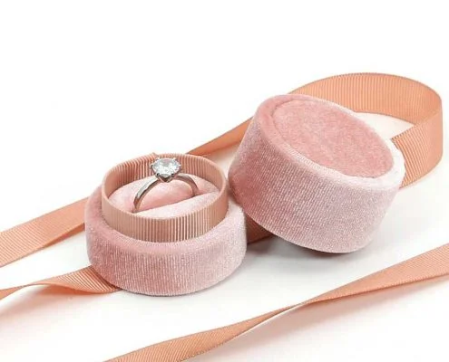 Round Velvet Engagement Ring Boxes-5